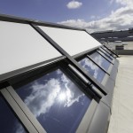 Case Study: Horizontale Markise Topfix VMS von Renson für Velux Modulares Oberlicht-System