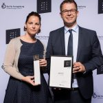 Renson erhält Iconic Award für die Panovista Max Übereck-Senkrechtmarkise